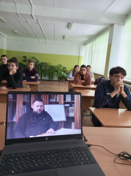 Разговор о важном -"Что значит служить Отечеству?.